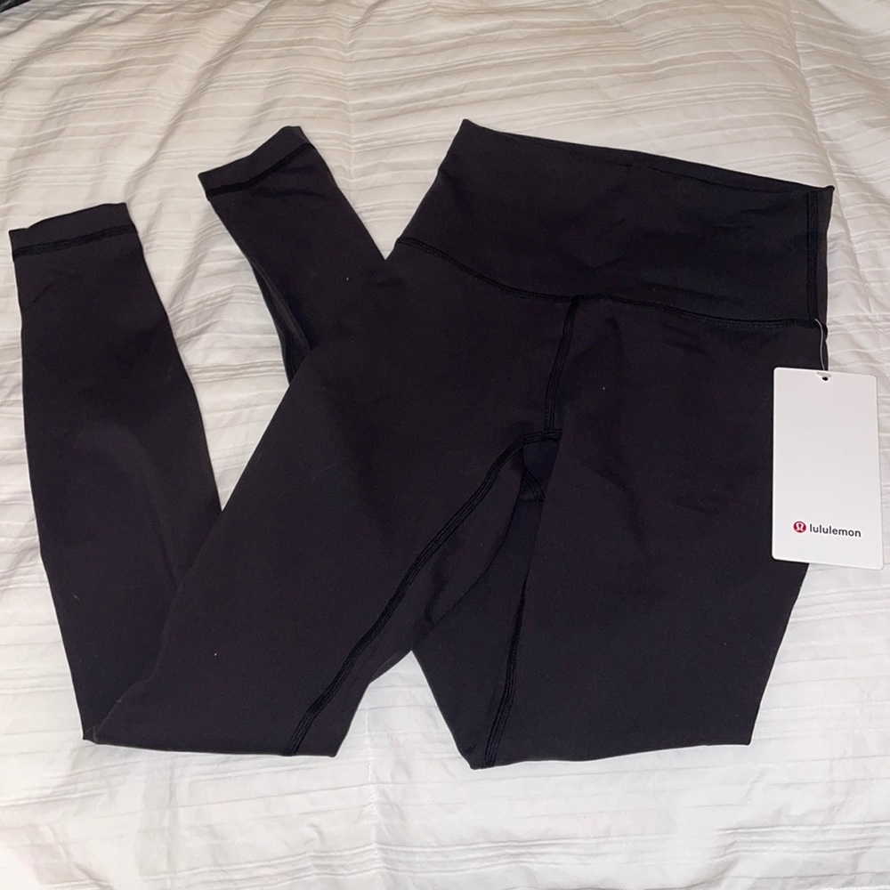 NWT Lululemon Wunder Train HR Tight 28”